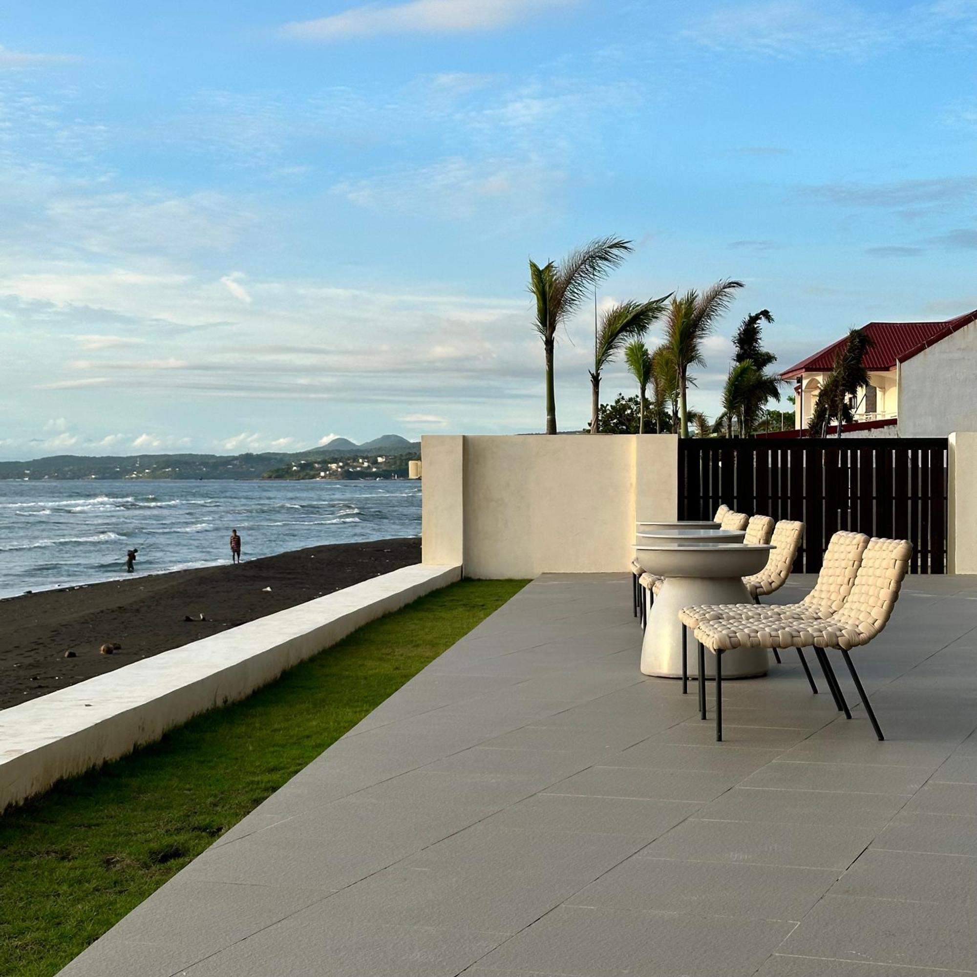 Tana Beach Villas Lian Dış mekan fotoğraf